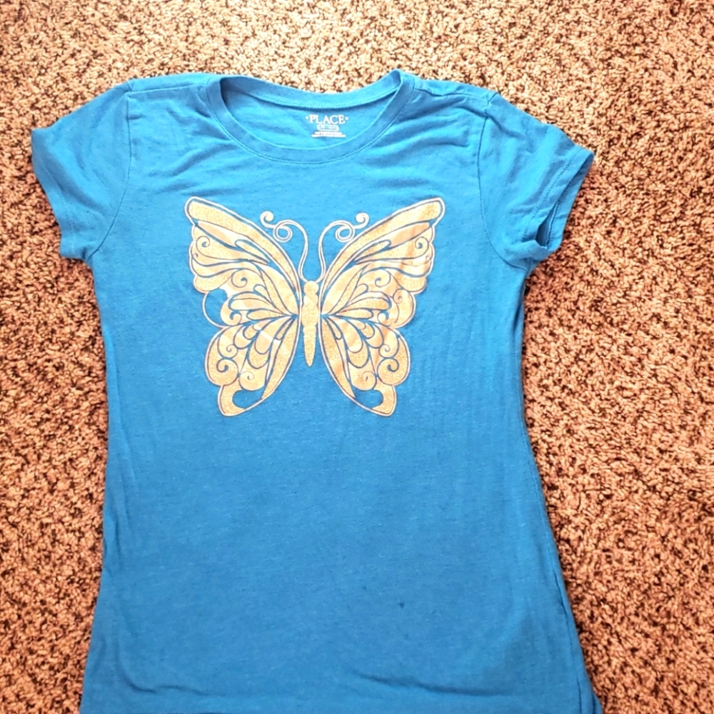 I am selling a shirt from "children's place."